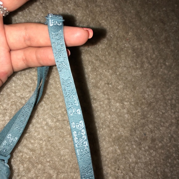 PINK bra - Picture 2 of 3